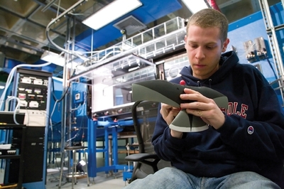 ECE专业留学抉择 加州戴维斯与圣地亚哥分校计算机软硬件技术开发方向深度对比